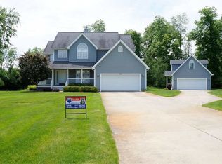 3857 Thorncrest Dr, Jackson, MI