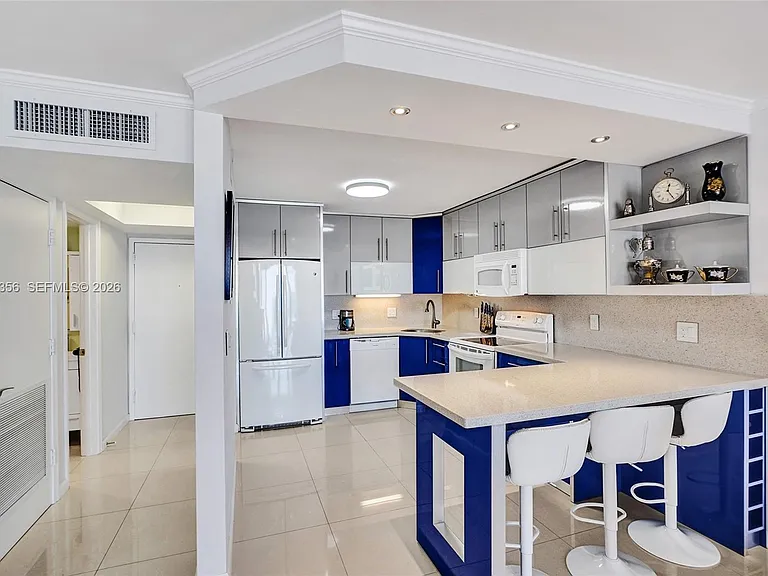 2401 S Ocean Dr #802 — Photo 4