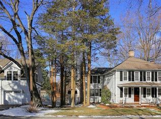 10 Orange St, Chester, NJ 07930