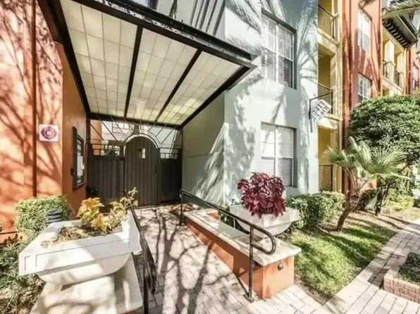 2402 W Azeele St Unit 433, Tampa, FL 33609