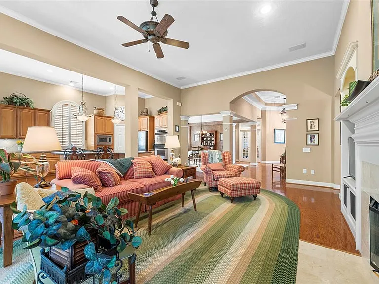 24106 Laureumont Ct — Photo 16