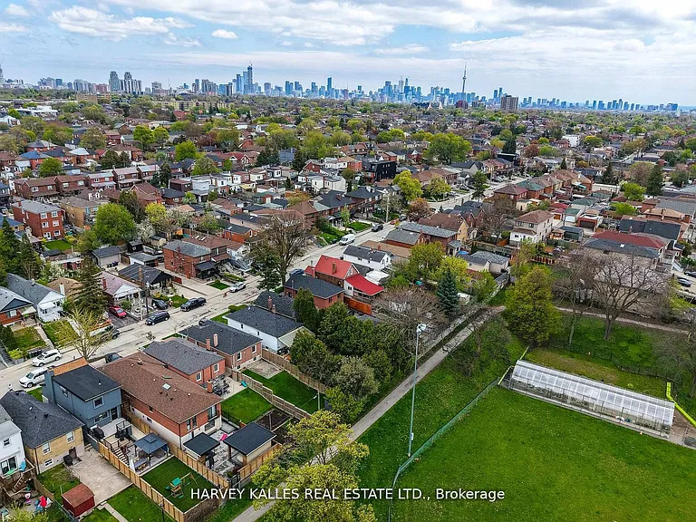 568 Northcliffe Blvd — Photo 49