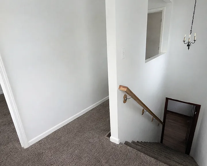 108 S Hesperia St — Photo 11