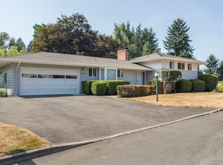 10585 SW Walnut St, Tigard, OR 97223