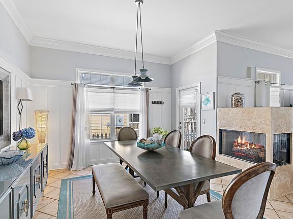 4th image of 4563 Wood Wind Dr