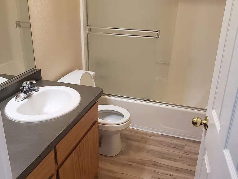 579 Morgan Drive — Photo 6