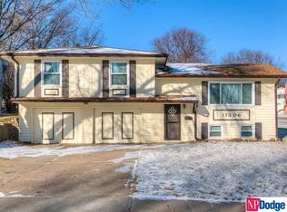 11306 Gold St, Omaha, NE 68144