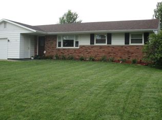110 Knoll Dr, Kirkwood, IL 61447