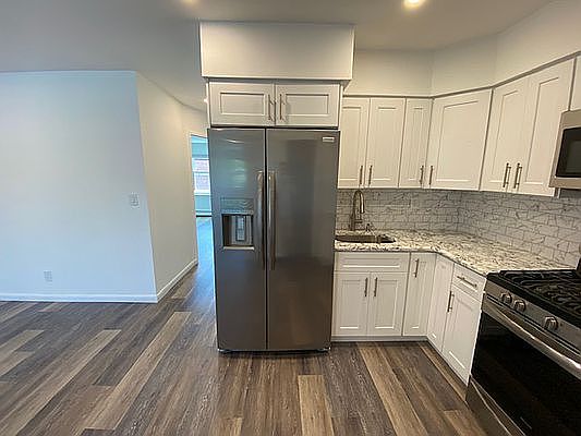 5th image of 6916 30th Ave #3