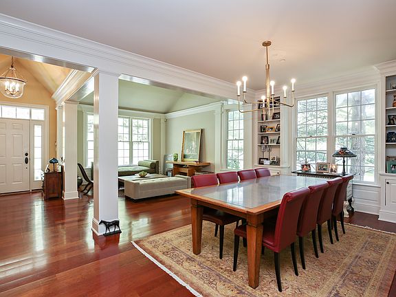 Dining room with built-ins
