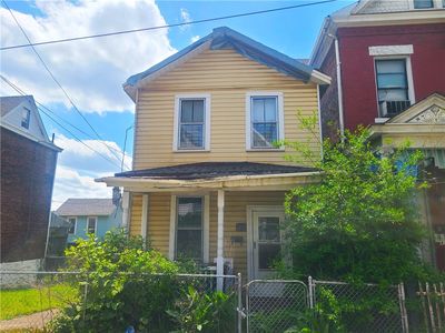 416 Mills Ave, Braddock, PA, 15104