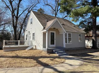 8032 Sunnyside Rd, Mounds View, MN 55112