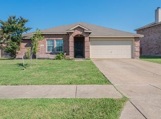 106 Robin Ln, Forney, TX 75126