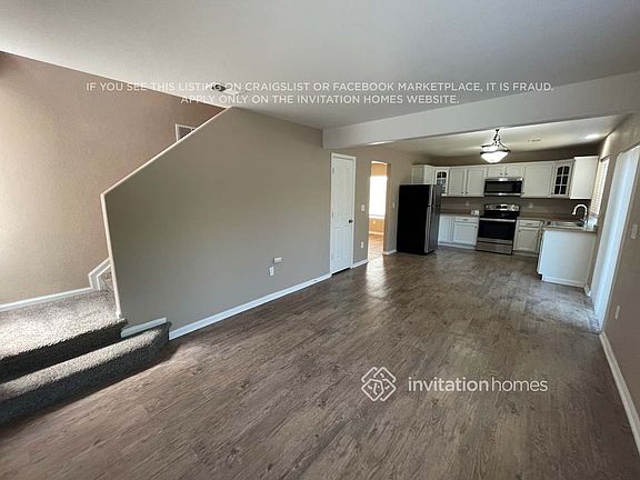 4th image of 2302 Quartz St