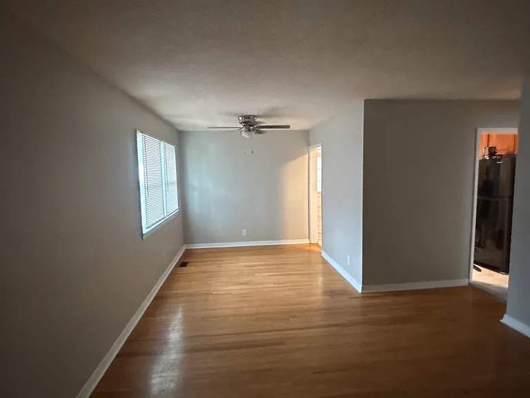 4402 Virginia Ave — Photo 2