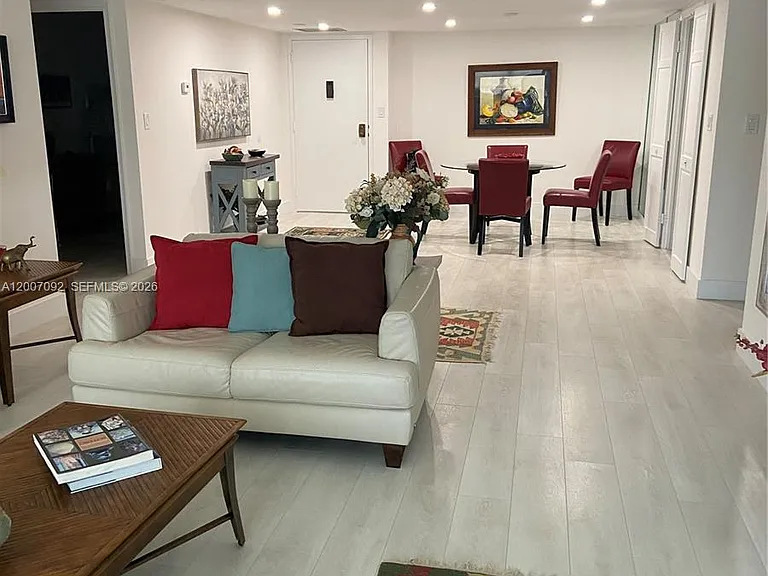 5100 N Ocean Blvd #1106 — Photo 14