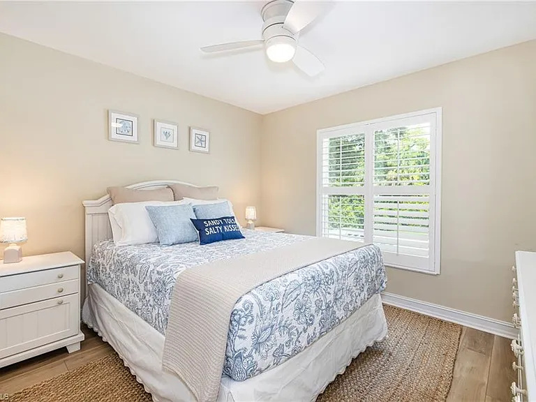 975 Tarpon Cove Dr #204 — Photo 27