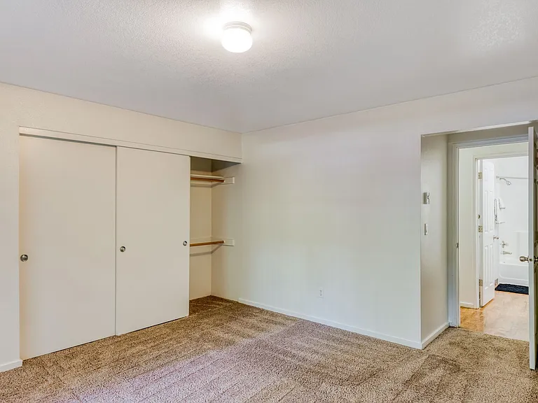 Andover Park Apartments — Photo 30
