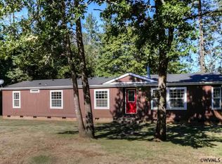 1690 Cochrane Ln, Dallas, OR 97338