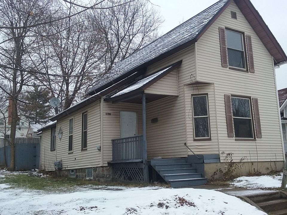 1st image of 417 Spencer St NE