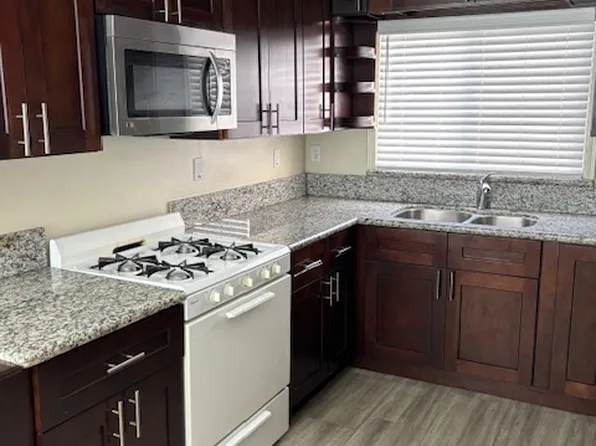 5715 Tilden Ave APT C, Van Nuys, CA 91401