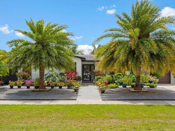 9420 SW 192nd Dr, Cutler Bay, FL 33157