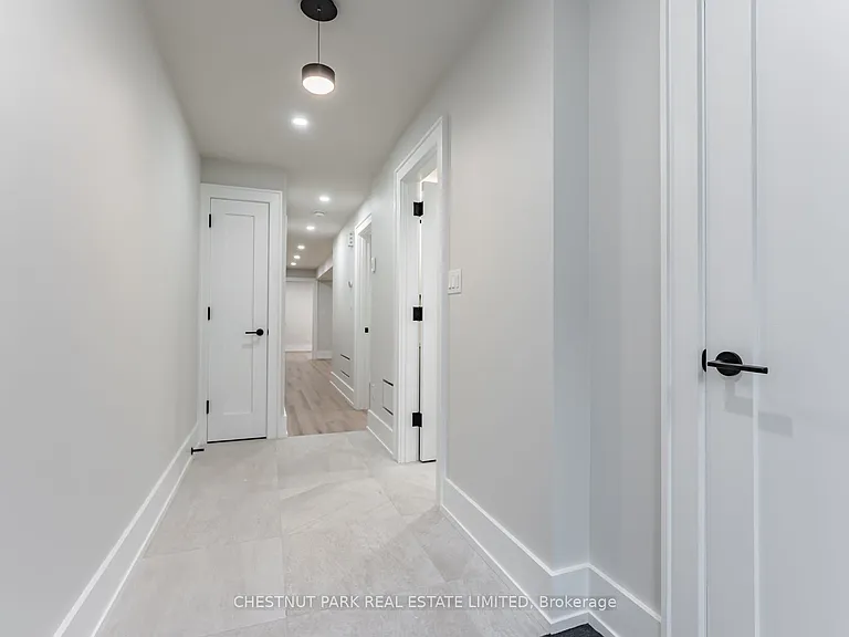 594 Concord Ave #LOWER — Photo 4