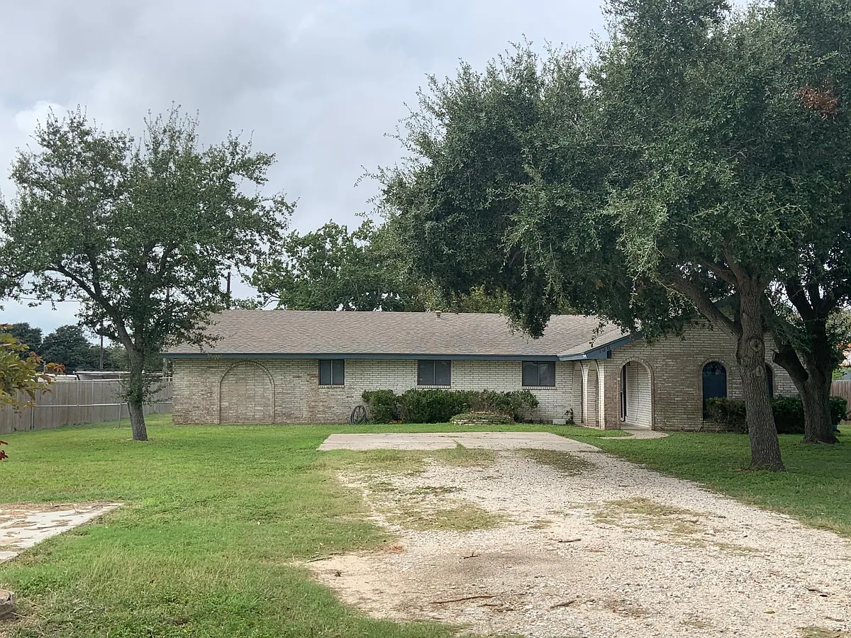 Building Photo - 138 Doyle Dr