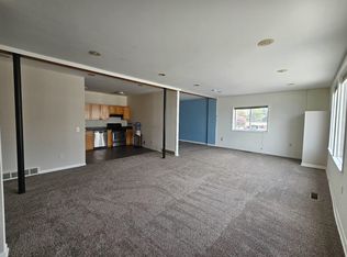 522 E Nine Mile Rd #526, Ferndale, MI 48220