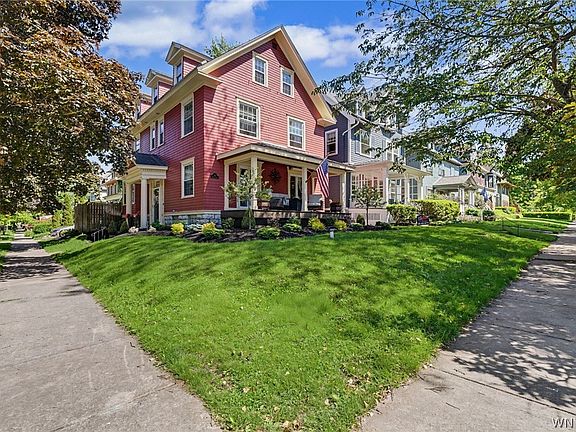 2nd image of 55 Windsor Ave