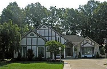 1st image of 7245 Pine Woods Way