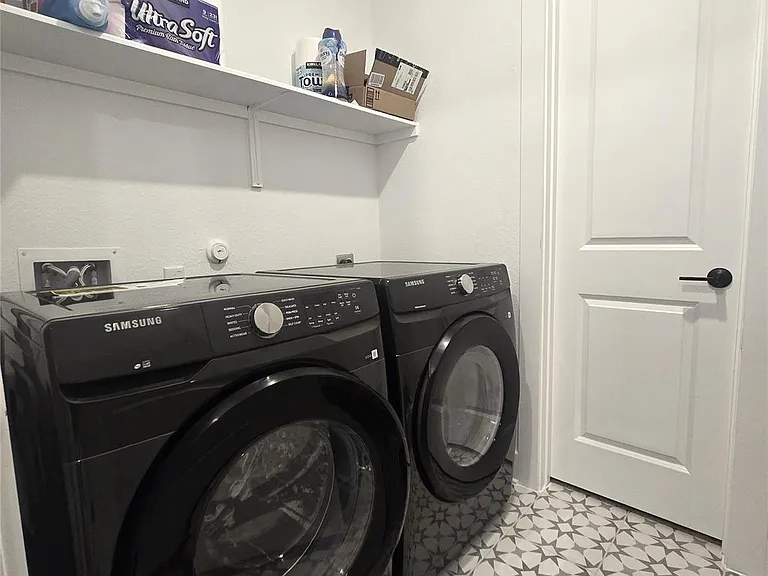 124 Ribera Dr — Photo 17
