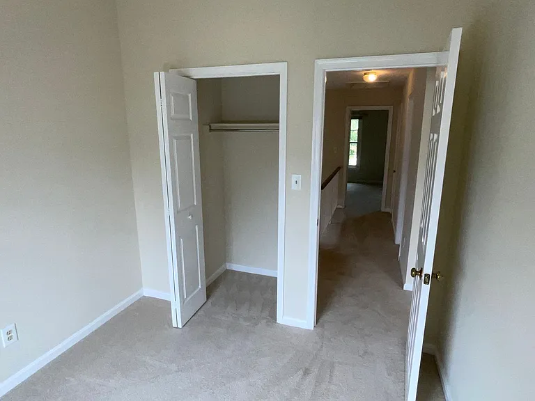 1311 Templeton Pl — Photo 16