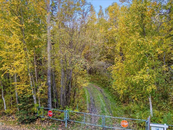 3400 E Godfrey Dr, Wasilla, AK 99654