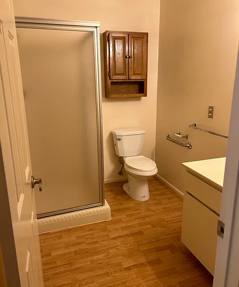 Downstairs full bath