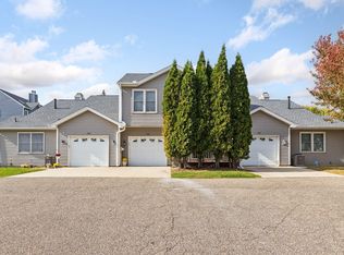 1701 Livingston Ave APT B, West Saint Paul, MN 55118