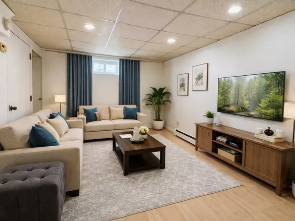 104 North Street image 1 of 20