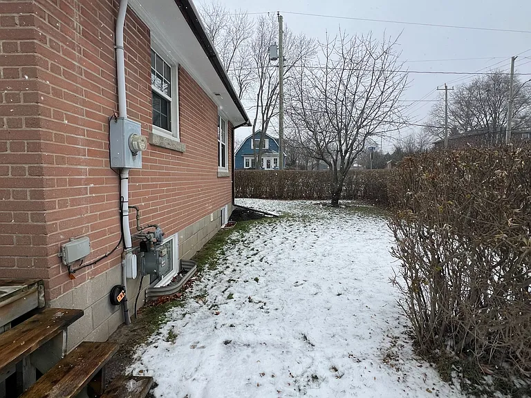 1101 King St #BASEMENT — Photo 11
