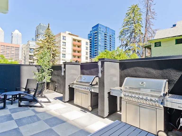 349 14th Ave SW — Photo 16