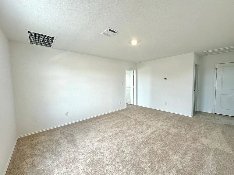 876 Rancho Del Cielo Loop — Photo 16