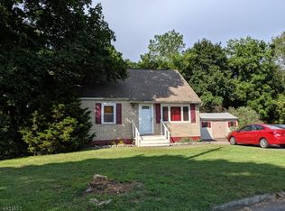 39 Riverview Cir, Phillipsburg, NJ 08865