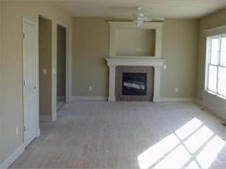 3rd image of 9612 N Adrian Ave