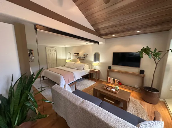 2913 Union St #1/2, San Diego, CA 92103
