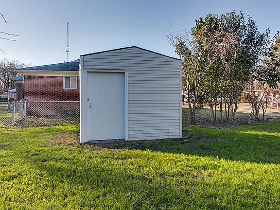 Storage shed