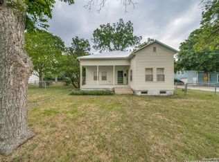 511 Exchange Ave, Schertz, TX 78154