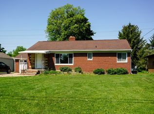 2445 Clayward Dr, Burton, MI 48509