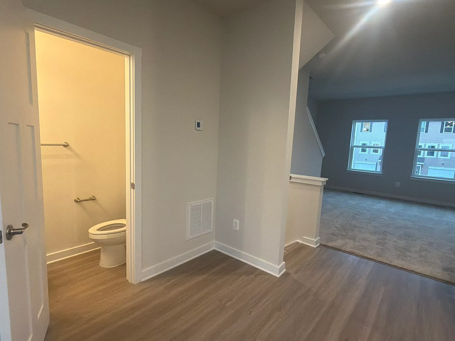 4 bed, 3.5 bath, 2000 sqft, $2,600 — Photo 4