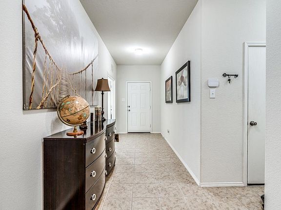 4th image of 2309 Parda Alpina Ln