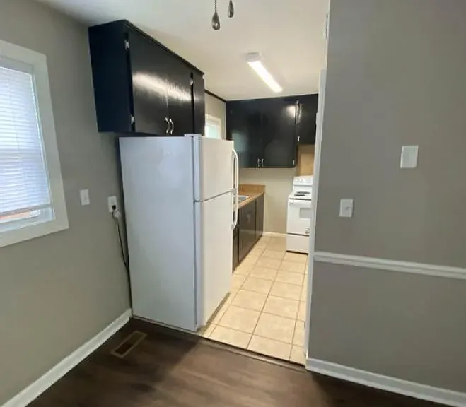 318 Highland St #2 — Photo 5