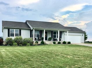 190 Quails Run Ln, Harrisburg, IL 62946
